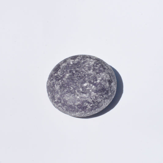 Solid Shampoo Bar / Acai + Tonka Bean
